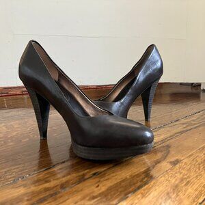 Banana Republic Black Pumps